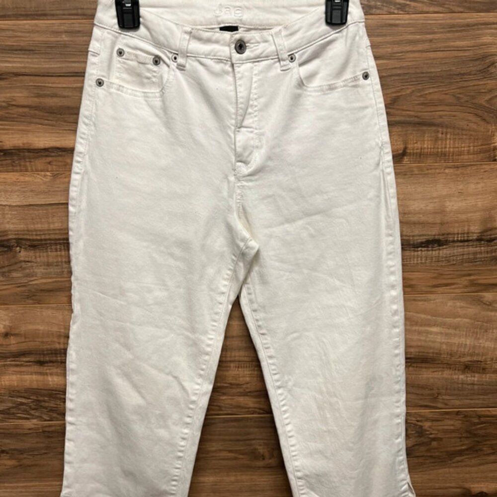 Jag size 6 white jeans‎